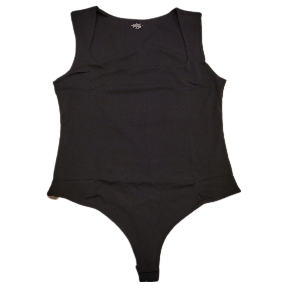 NWOT Bodysuit Sleeveless Square neckline Black Size XXL